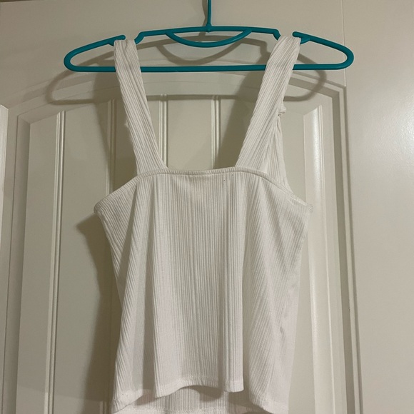 H&M White Tank Top - Picture 2 of 3